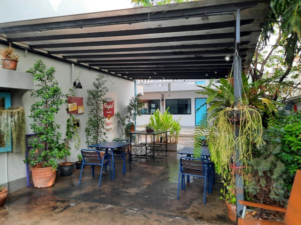 Sleep Guesthouse Chiang Mai Exterior photo