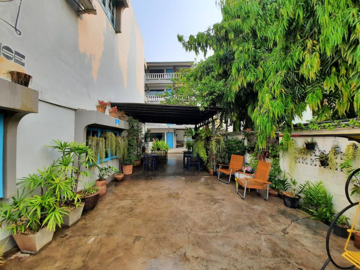 Sleep Guesthouse Chiang Mai Exterior photo