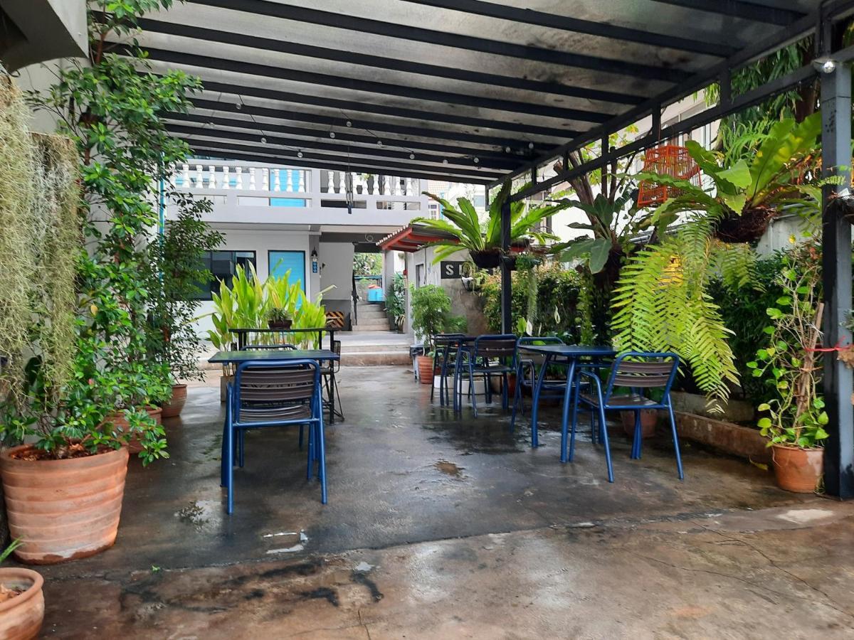 Sleep Guesthouse Chiang Mai Exterior photo