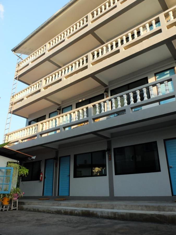 Sleep Guesthouse Chiang Mai Exterior photo