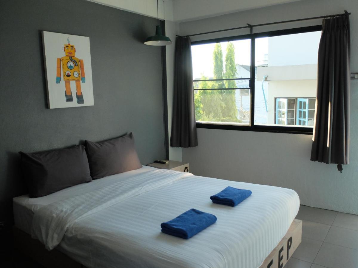 Sleep Guesthouse Chiang Mai Exterior photo
