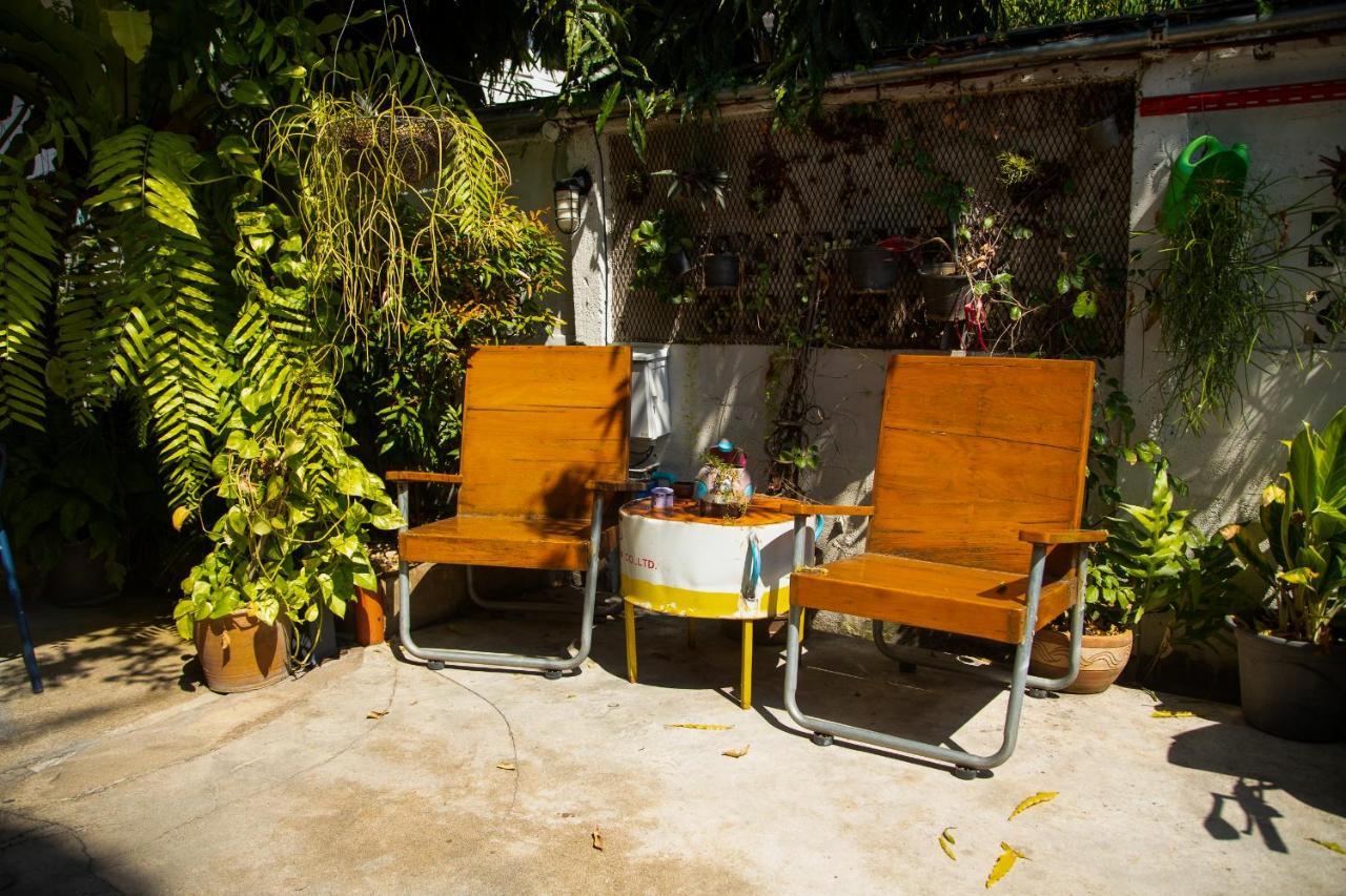 Sleep Guesthouse Chiang Mai Exterior photo